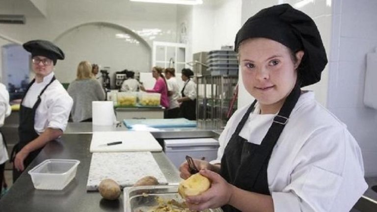 El Programa de Empleabilidad de Tres Cantos da trabajo a 20 personas con discapacidad