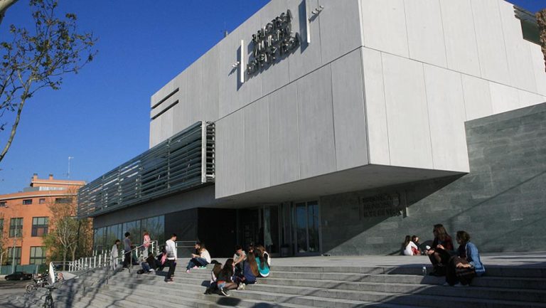 La Red de Bibliotecas Municipales de Tres Cantos celebra el Día de la Biblioteca con un Scape Book