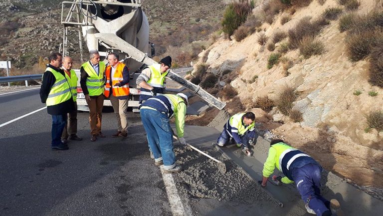 La Junta mejora la seguridad vial en la carretera AV-900 en la zona del Puerto de Navalmoral