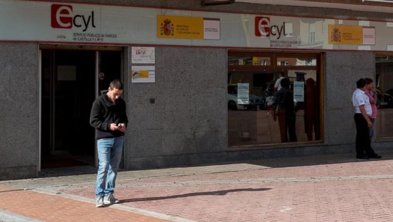 El paro vuelve a golpear a Ávila en el mes de diciembre con un incremento del 0,8%