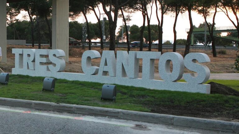 Cortes al tráfico en el puente de la entrada Sur de Tres Cantos tras el inicio de las obras