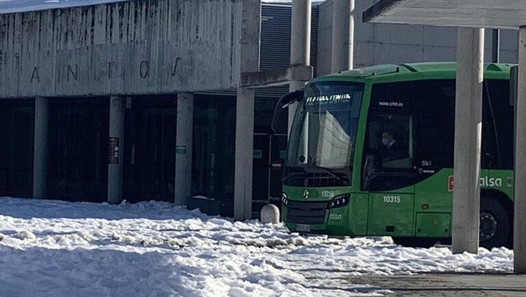 Las líneas urbanas L1 y L2 y las interurbanas 712 y 713 operan ya con normalidad en Tres Cantos