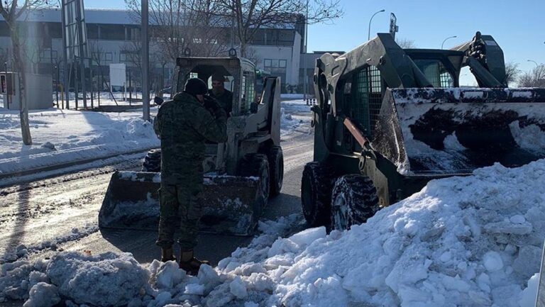 El Ejército de Tierra estuvo en Tres Cantos para retirar la nieve de la zona industrial