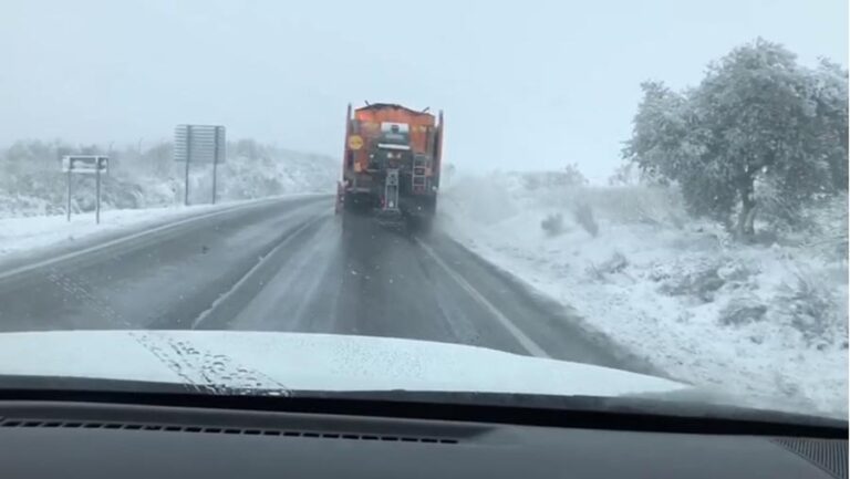 La Diputación de Toledo moviliza 80 efectivos y 36 vehículos para hacer frente a la nieve