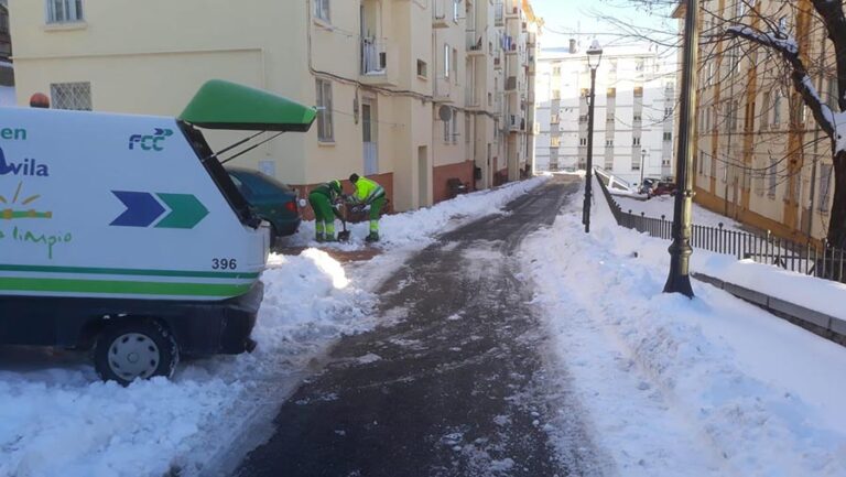 El Plan de Nevadas del Ayuntamiento de Ávila se centra en el acondicionamiento de aceras y estacionamientos