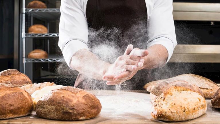 La Junta ofrece en Ávila un curso de especialización de FP en bollería y panadería artesanales