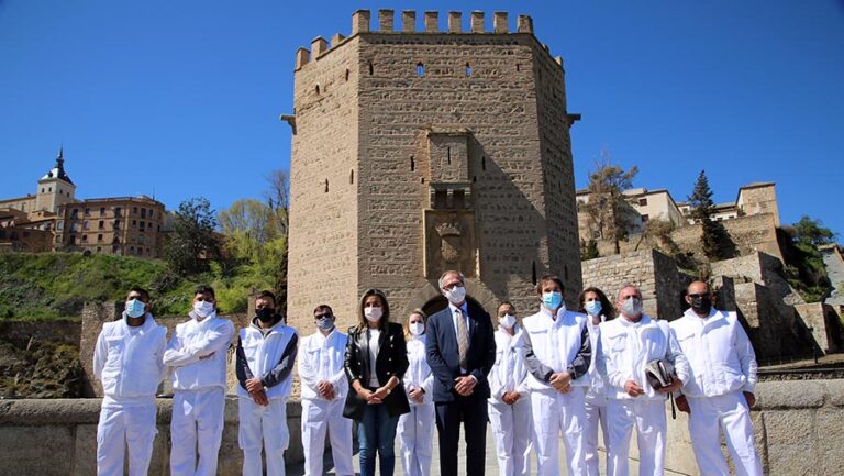 El torreón medieval del puente de Alcántara de Toledo será restaurado a través de la Escuela de Empleo Municipal