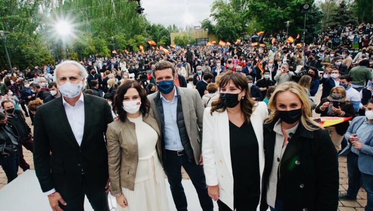 Ayuso y Casado visitan Pozuelo en acto de campaña