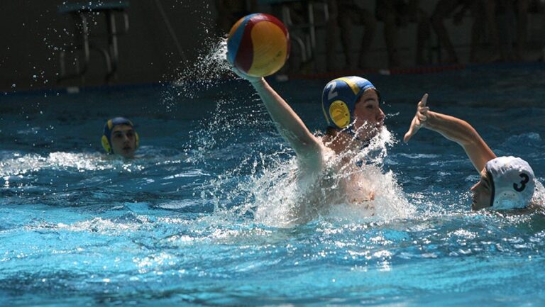 El waterpolo infantil copa la agenda deportiva del fin de semana en Tres Cantos