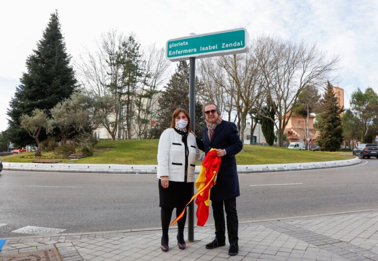 Pozuelo homenajea a Isabel Zendal poniendo su nombre a una rotonda