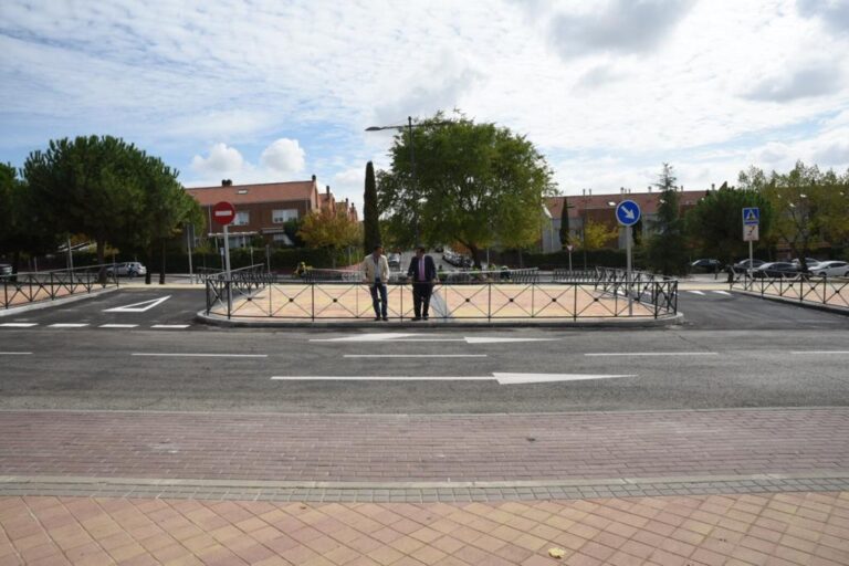 Finalizada la mediana de la avenida Condesa de Chinchón