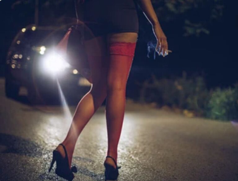 Médicos del Mundo atiende al año a 400 mujeres víctimas de prostitución en Castilla-La Mancha