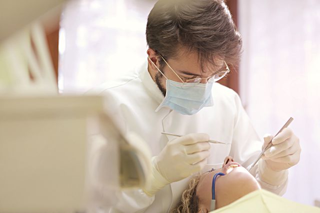 Sonríe sano y bonito, la importancia del dentista