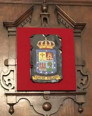 EL CENTRO RIOJANO DE MADRID PRESENTÓ EL CARTEL DE SU TROFEO «VESTIDO DE LUCES RIOJA Y ORO»