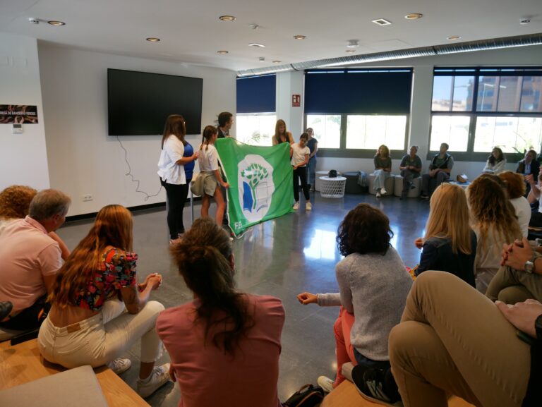 Ocho centros educativos en Las Rozas renuevan su Bandera Verde por tres años más