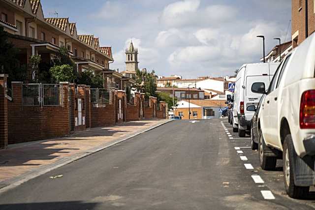 Colmenar Viejo estrena nueva iluminación LED en el Barrio de Prado Tito – El Olivar