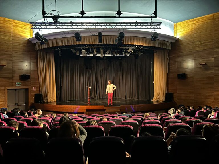 Alumnos de Pozuelo de Alarcón aprenden sobre música e instrumentos en los Conciertos Pedagógicos