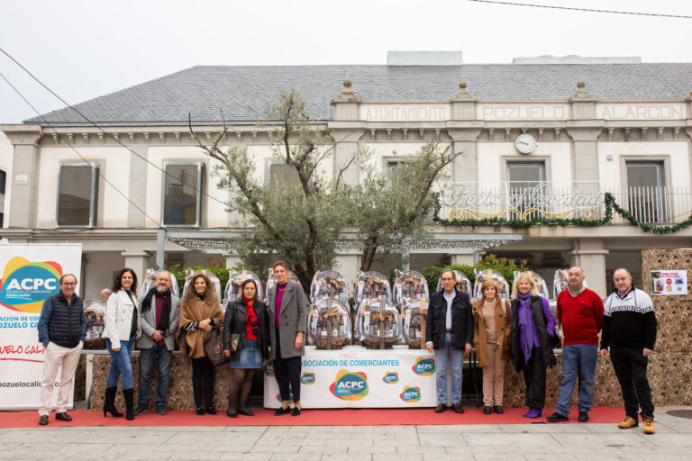 Iniciativa de la ACPC y el Ayuntamiento de Pozuelo para promover el comercio local en Navidad