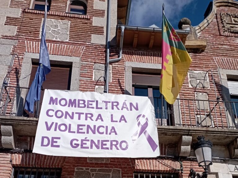 Ayuntamiento de Mombeltrán conmemora el Día Internacional de la Eliminación de la Violencia contra la Mujer