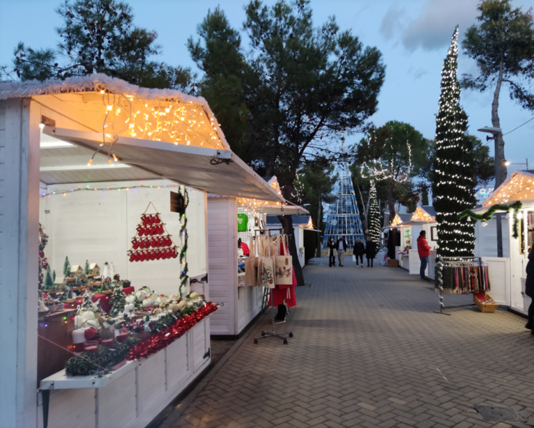 El Mercado del Regalo Navideño de Pozuelo de Alarcón abre sus puertas para sorprender en Navidad