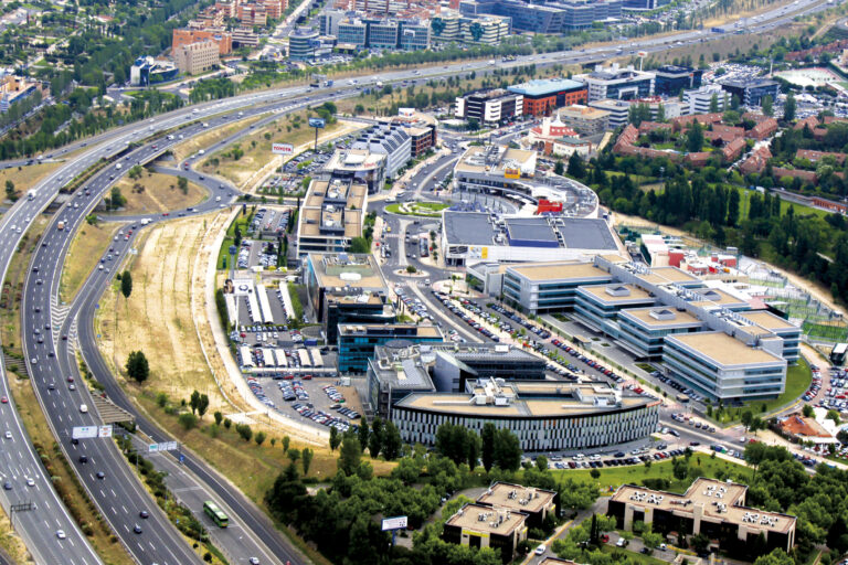 Alcobendas registra una nueva disminución en el desempleo, marcando un mínimo histórico