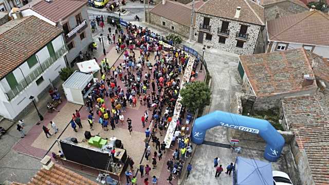 Presentan la V Carrera Popular Duruelo en apoyo a la lucha contra el cáncer