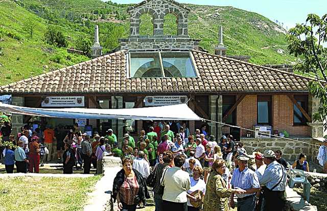 El municipio de El Arenal se prepara para la ansiada fiesta de las majadas en honor a la Virgen de la Divina Pastora