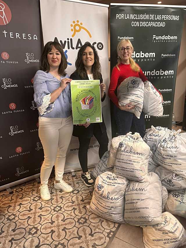 La campaña de AvilAgro y Fundabem logra recolectar 260 kilos de ropa en Ávila