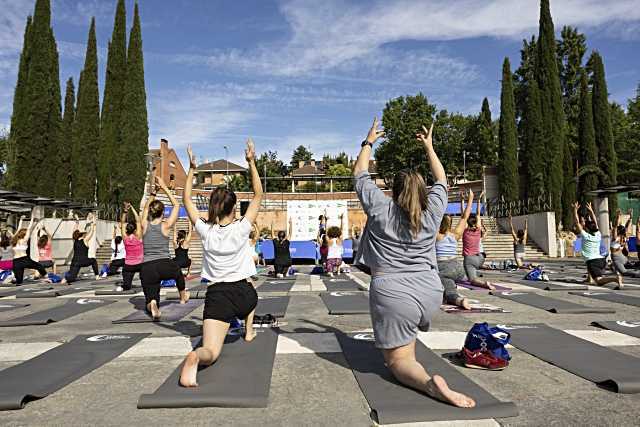 Exitoso I Pozuelo Yoga Fest reúne a cientos de amantes del yoga