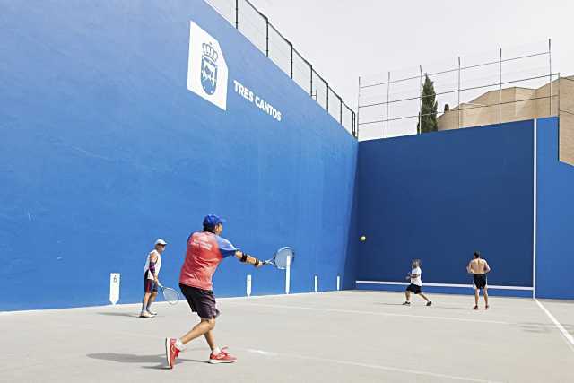 Inaugurado complejo renovado para frontenis en Tres Cantos con una inversión de 50.000 euros