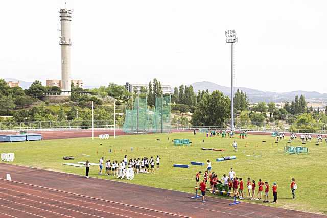 Más de 3.000 estudiantes de primaria compiten en las Miniolimpiadas Deportivas Escolares en Tres Cantos