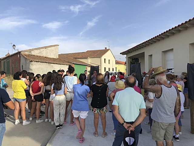 Culmina la VIII edición de Campos de Voluntariado Juvenil con una exposición estelar en Gotarrendura