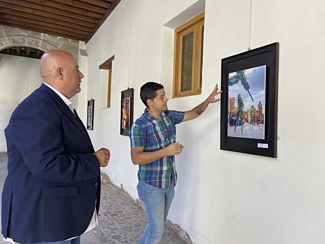 Exposición de imágenes del mercado medieval anticipa las Jornadas Medievales de Ávila