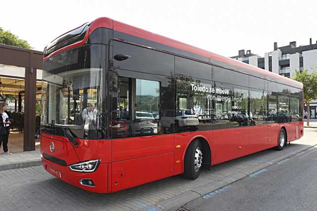 Toledo ha presentado los 3 nuevos autobuses eléctricos de trasporte público