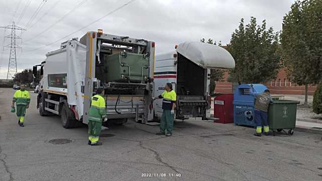 El Ayuntamiento de Torrejón de Velasco va a realizar una limpieza de los contenedores de residuos