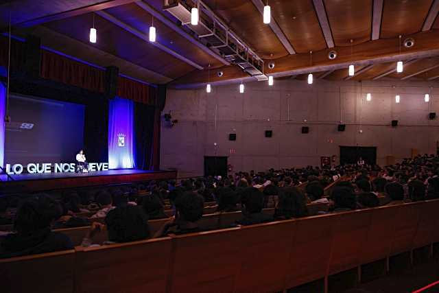 El ‘II Congreso de Valores Para Jóvenes’ inspira a estudiantes de Colmenar Viejo con la historia de Carlos Tatay