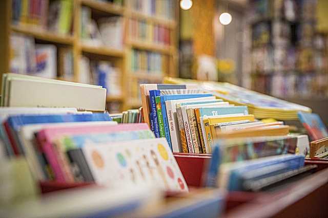 Boadilla celebra el Día de las Bibliotecas con un mercadillo de libros y actividades infantiles