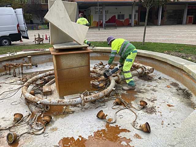 Ayuntamiento de Tres Cantos invierte 100.000 euros en mejorar fuentes decorativas