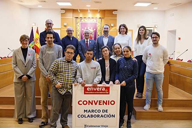 Siete alumnos de Envera completan prácticas no laborales en el Ayuntamiento de Colmenar Viejo.