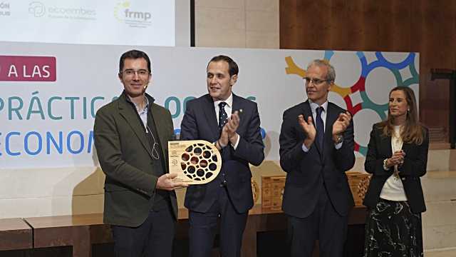 El Ayuntamiento de Las Rozas recibe un premio por su innovador sistema de riego con IoT