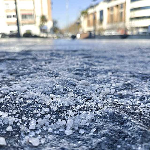 Majadahonda inicia la distribución gratuita de sal para prevenir hielo en la temporada invernal