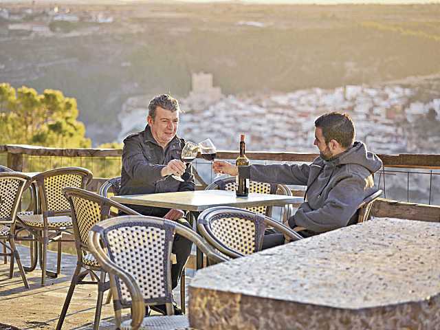 Castilla La-Mancha, el paraíso para los amantes del vino y… buscadores de felicidad