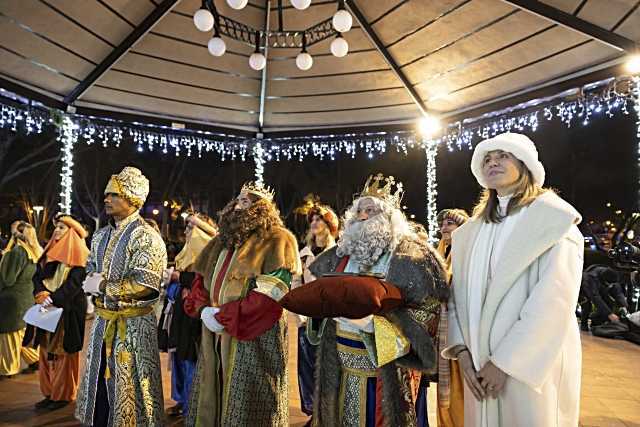 Los Reyes Magos recorrieron Pozuelo con una mágica Cabalgata que cautivó a todos