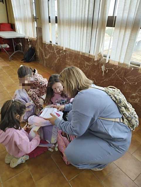 Estudiantes del CRA ‘El Valle’ envían dibujos de apoyo a afectados por la DANA