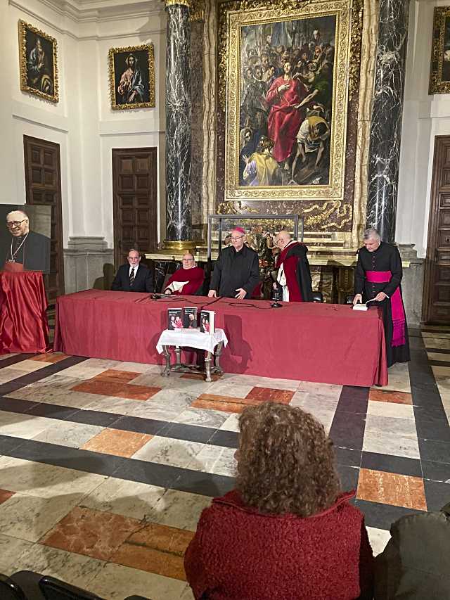 La Sacristía de la Catedral de Toledo acogió la presentación del segundo tomo de la biografía de Don Marcelo González