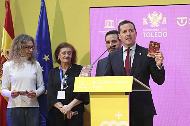 Toledo celebra su día en Fitur en el stand de Castilla-La Mancha