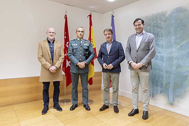 Jesús Moreno dio la bienvenida al nuevo jefe de la Comandancia de Madrid, coronel Carlos de Miguel García