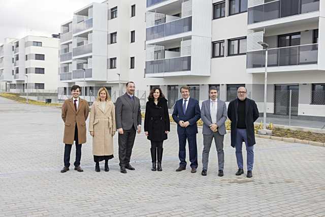 Isabel Díaz Ayuso anuncia la construcción de 278 residencias para jóvenes en Tres Cantos