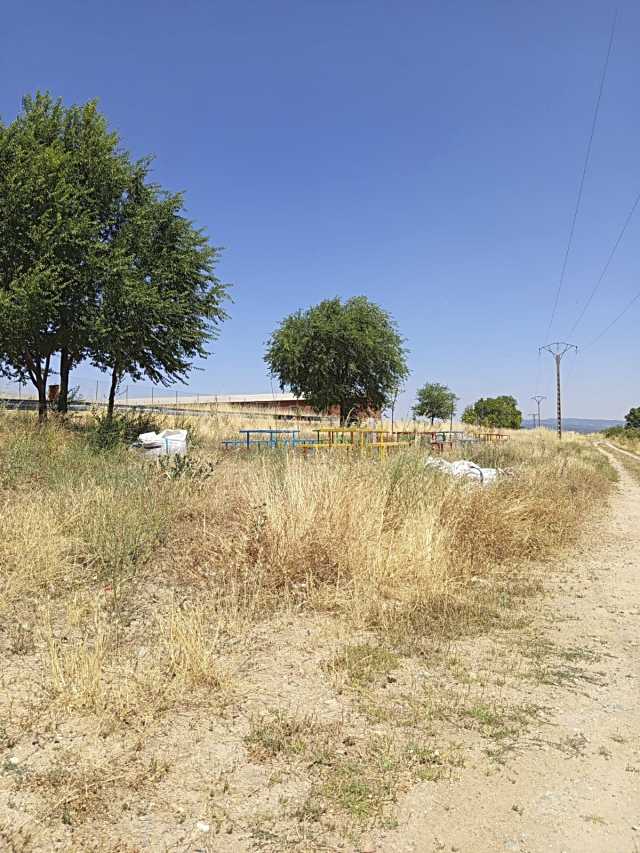 Habitantes de Solosancho organizan limpieza ante inacción del Ayuntamiento