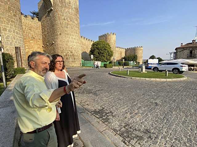 Desmantelamiento y reconstrucción de la rotonda de San Vicente y trabajos en la calle Humilladero
